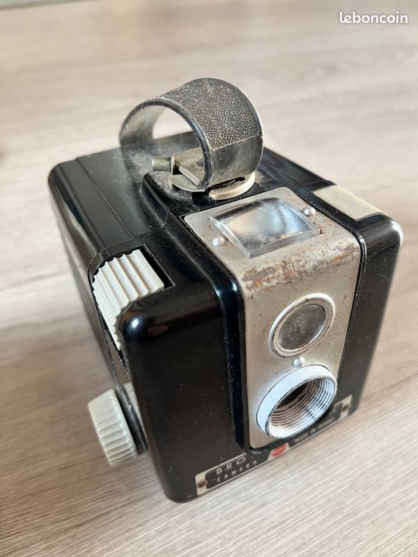 Appareil Photo Vintage Kodak Brownie Flash - Modèle Ancien - Collection - Occasion