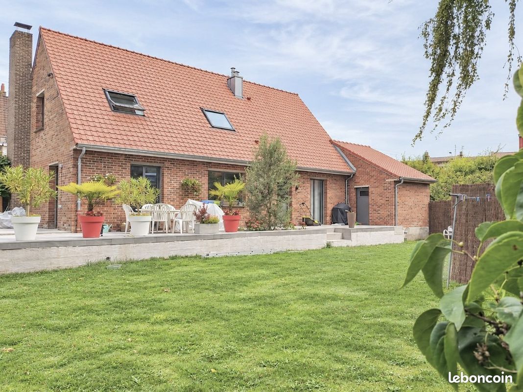 Maison 6 pièces 145 m² · à Wasquehal · 145 m² · 855 000 €