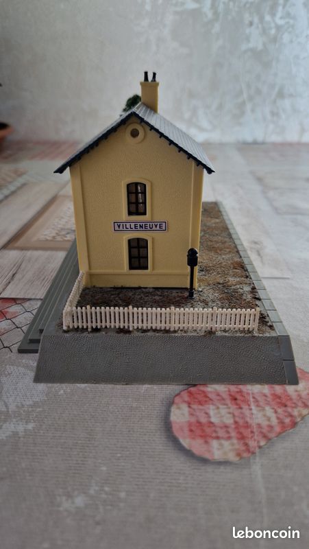 Maquette Jouef Gare De Villeneuve - 198500 - À Monter, échelle HO