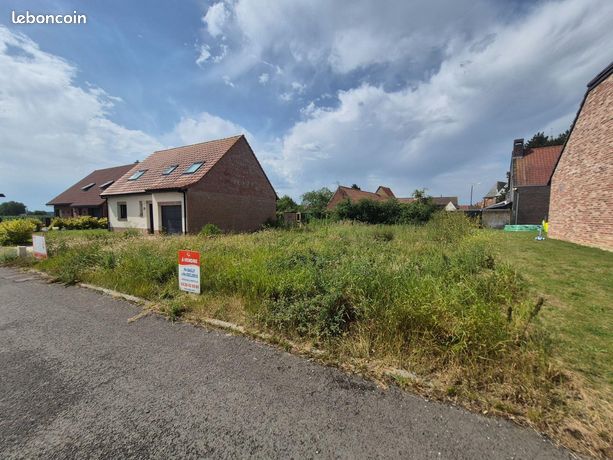 Terrain 358 m² Staple