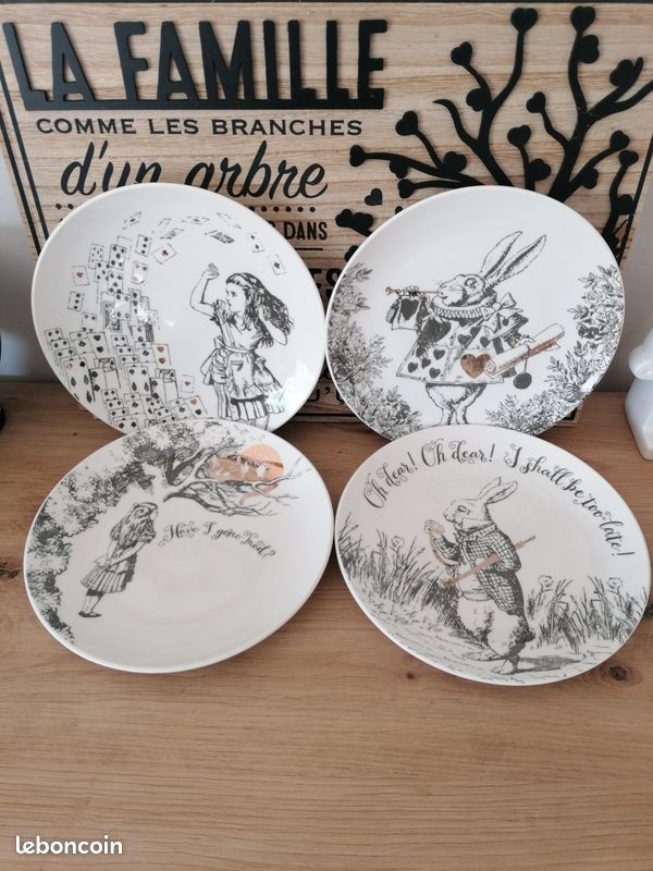 Lot De 4 Assiettes à Dessert Vintage – Inscriptions “Dessert à La Carte” Et “Café De Paris”