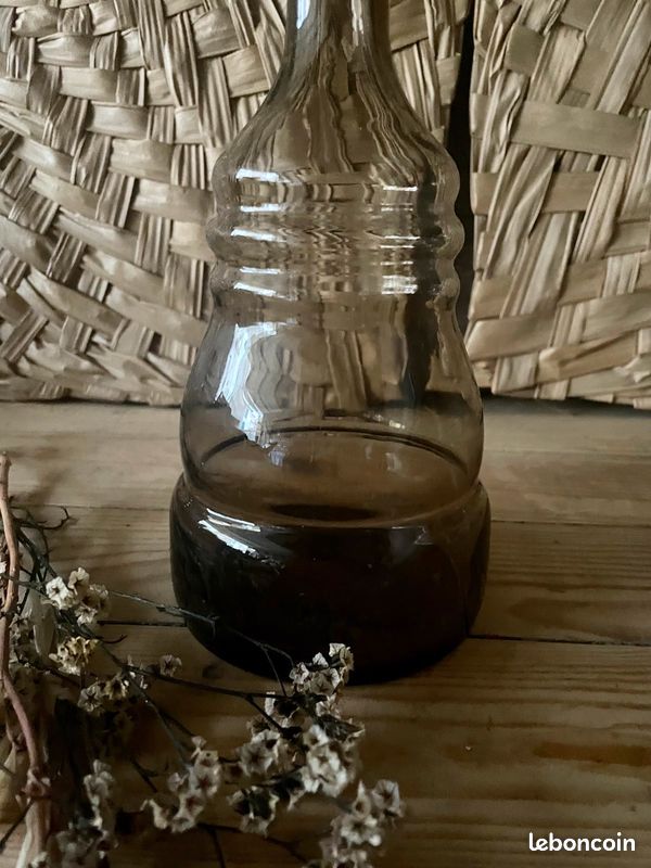 Carafe vintage en verre fumé (image 2)