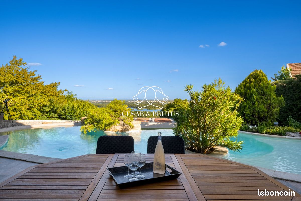 Maison 5 pièces 160 m² · à Neyron · 160 m² · 830 000 €