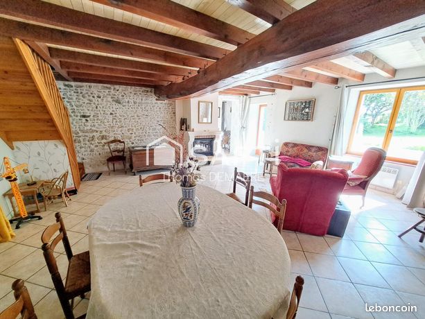 Maison 7 pièces 230 m²