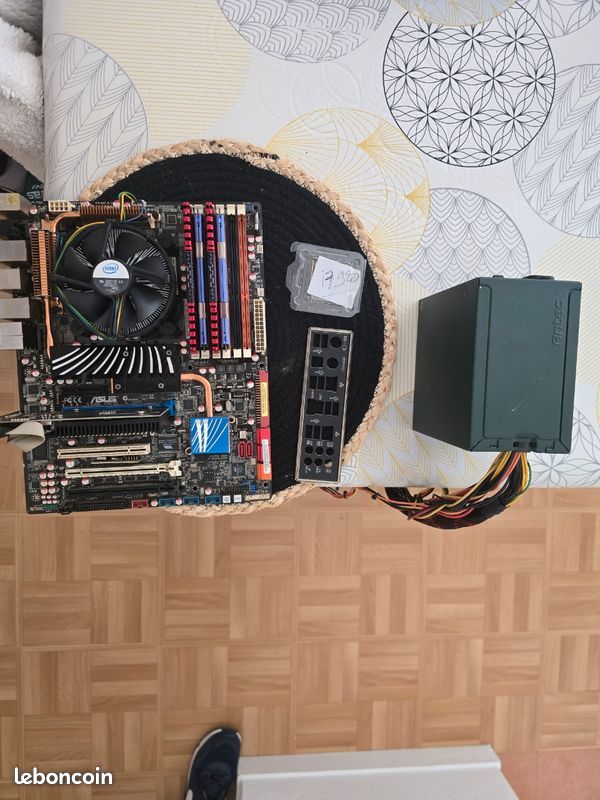 Asus p6t Deluxe processeur i7 940 Ddr3 16go + aliemntation (image 1)