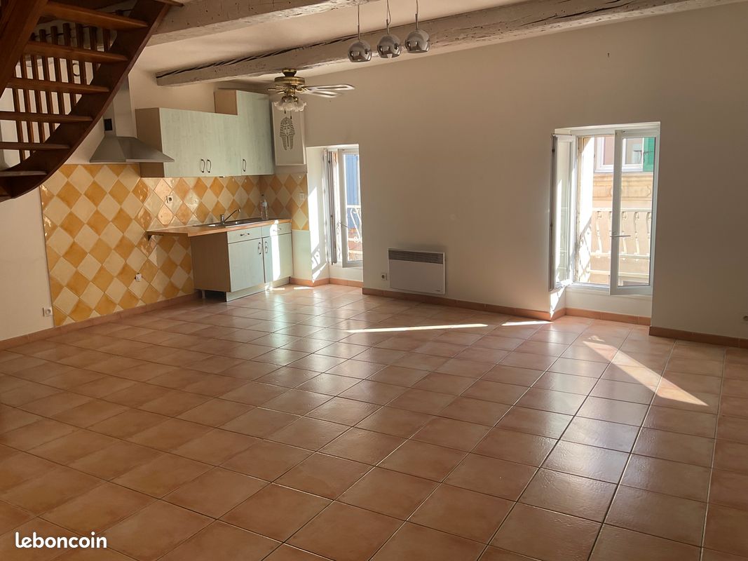 Appartement 4 pièces 90 m² · à Cabannes · 90 m² · 150 000 €
