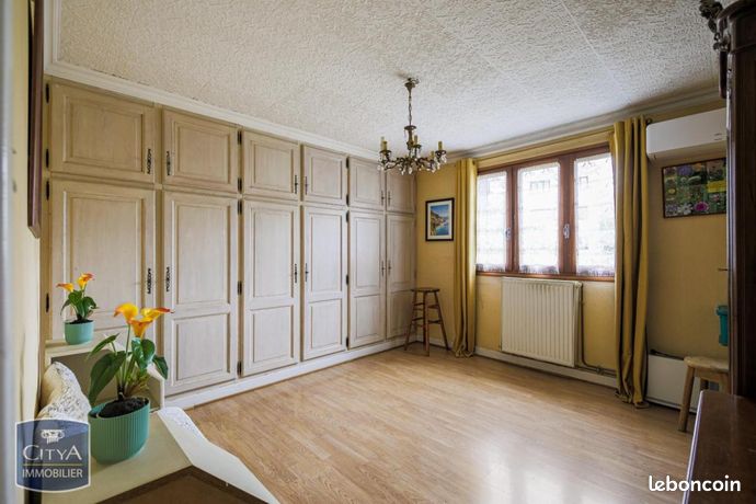 Maison 7 pièces 167 m² — 11