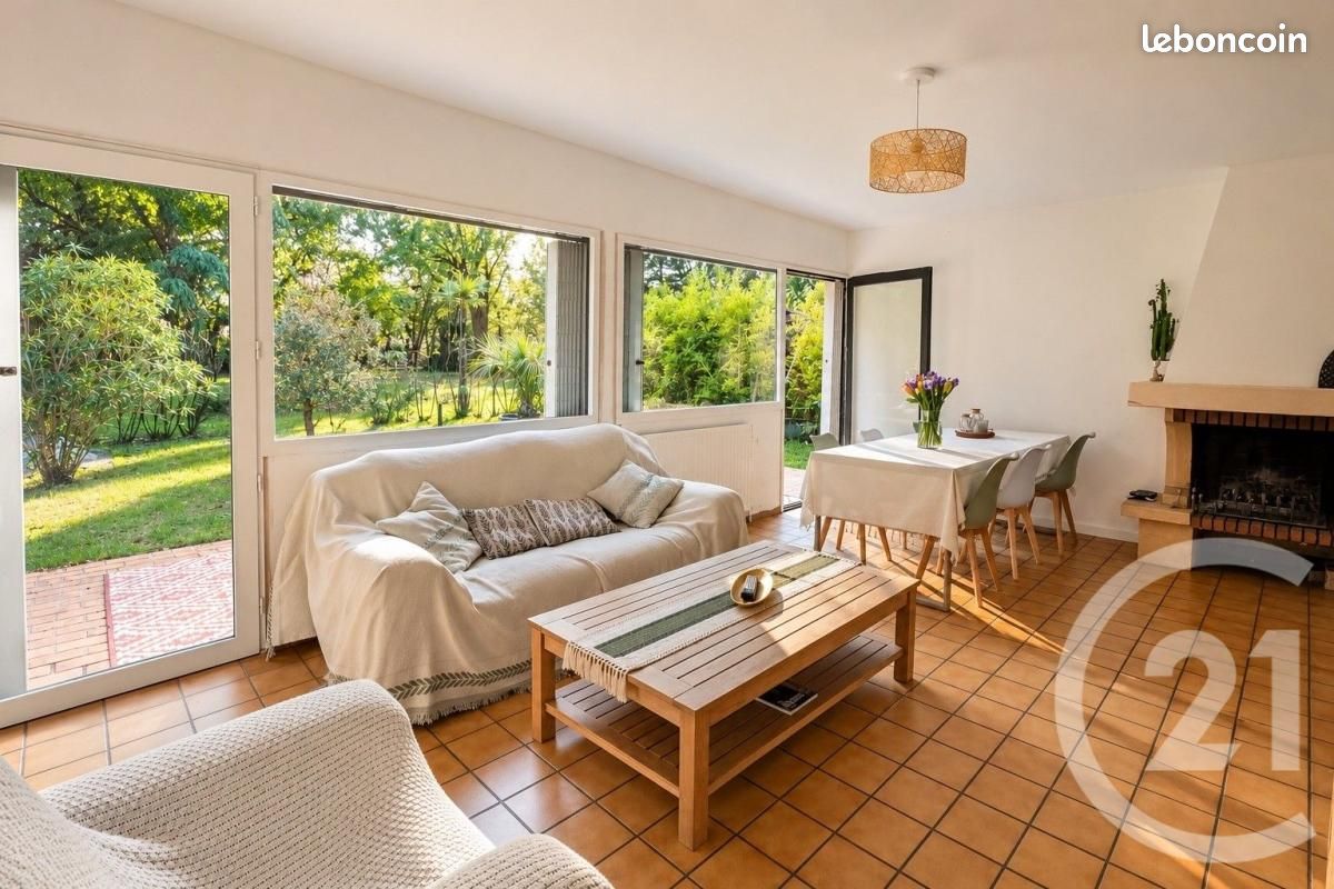 Maison 5 pièces 106 m² · à Eysines · 106 m² · 305 000 €