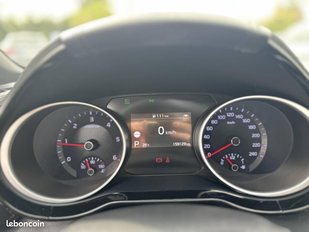 Kia Cee'd 1.6 CRDi GT Line Premium (image 19)