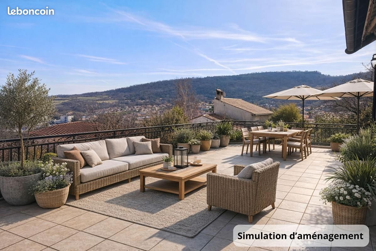 Maison 7 pièces 280 m² · à Romagnat · 280 m² · 350 000 €