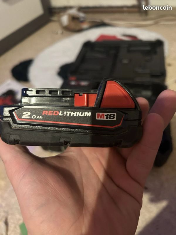 Milwaukee M18 BLPDRC-422C 18V perceuse à percussion sans fil 60 Nm avec 2 batteries, chargeur et mallette (image 3)