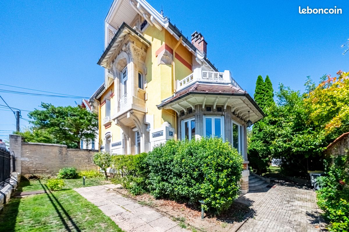 Maison 6 pièces 220 m² · à Dijon · 220 m² · 815 000 €