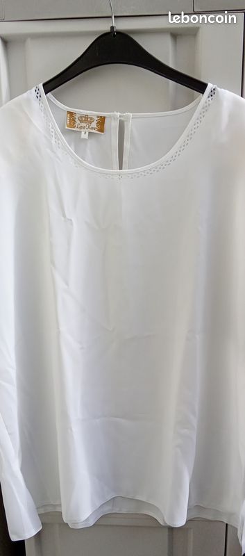 Haut blanc débardeur neuf T 5 (image 1)