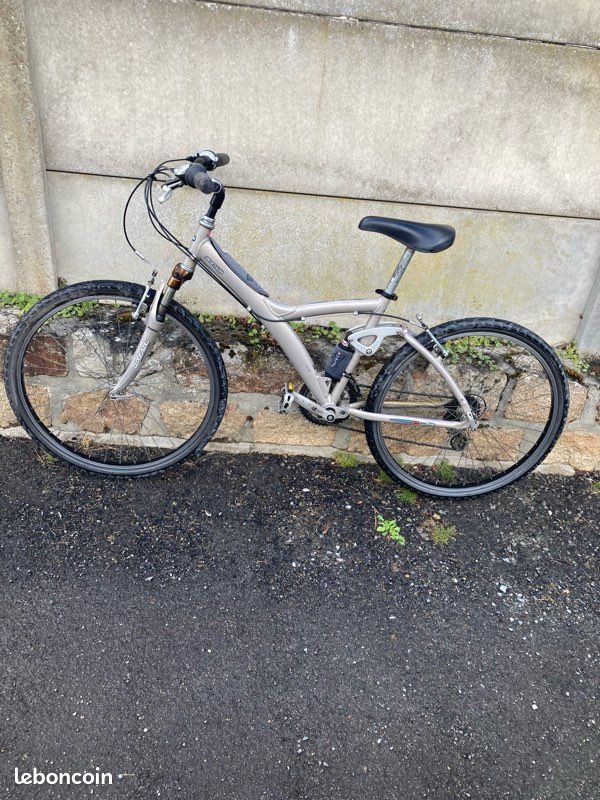 Btwin Velo Occasion 18 Pouces Vélo Occasion Vtt Homme Occasion Le