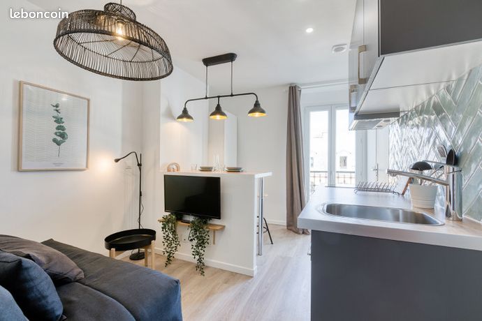 Appartement a louer paris-18e-arrondissement - 1 pièce(s) - 14 m2 - Surfyn