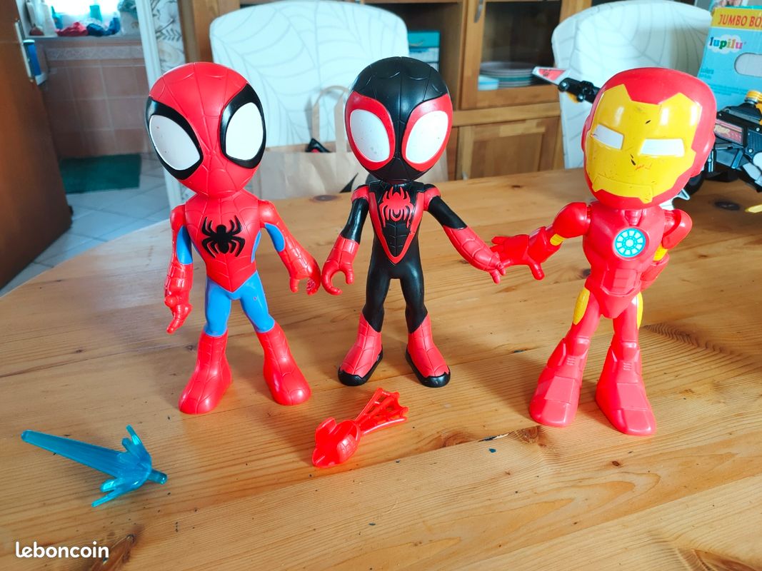 Lot super héros Marvel (image 1)