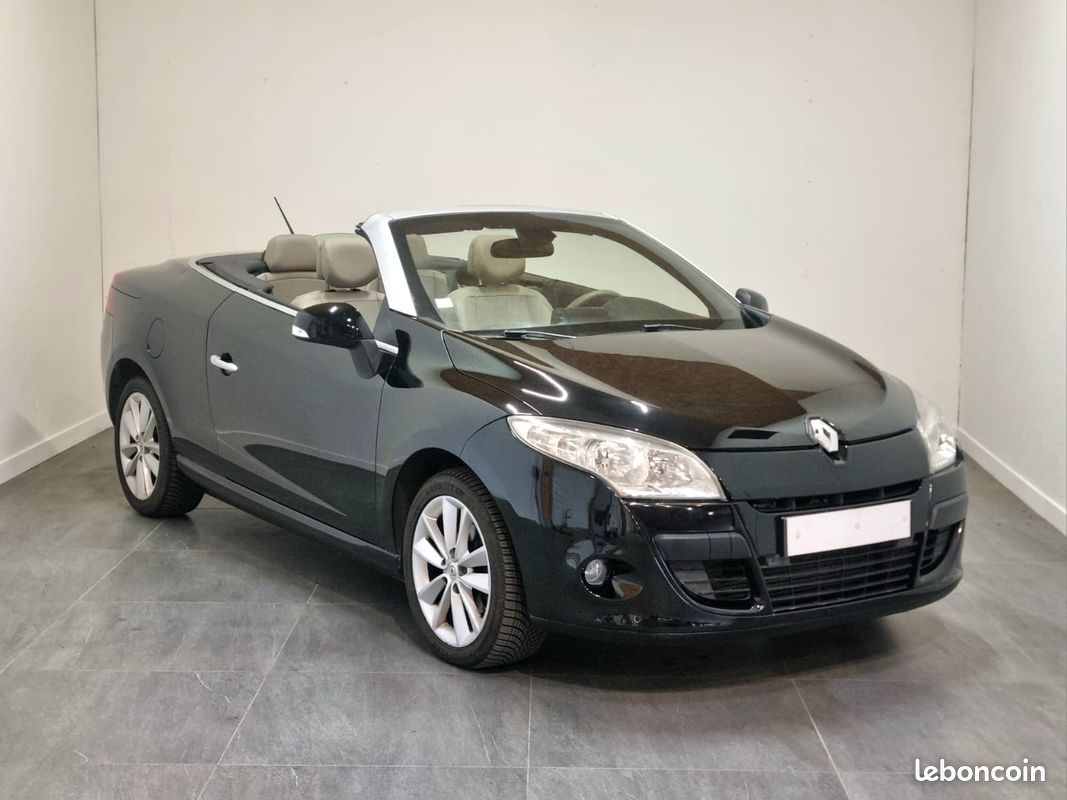Renault Megane Coupé Cabriolet 2.0 DCi 160ch / Intérieur beige (image 1)