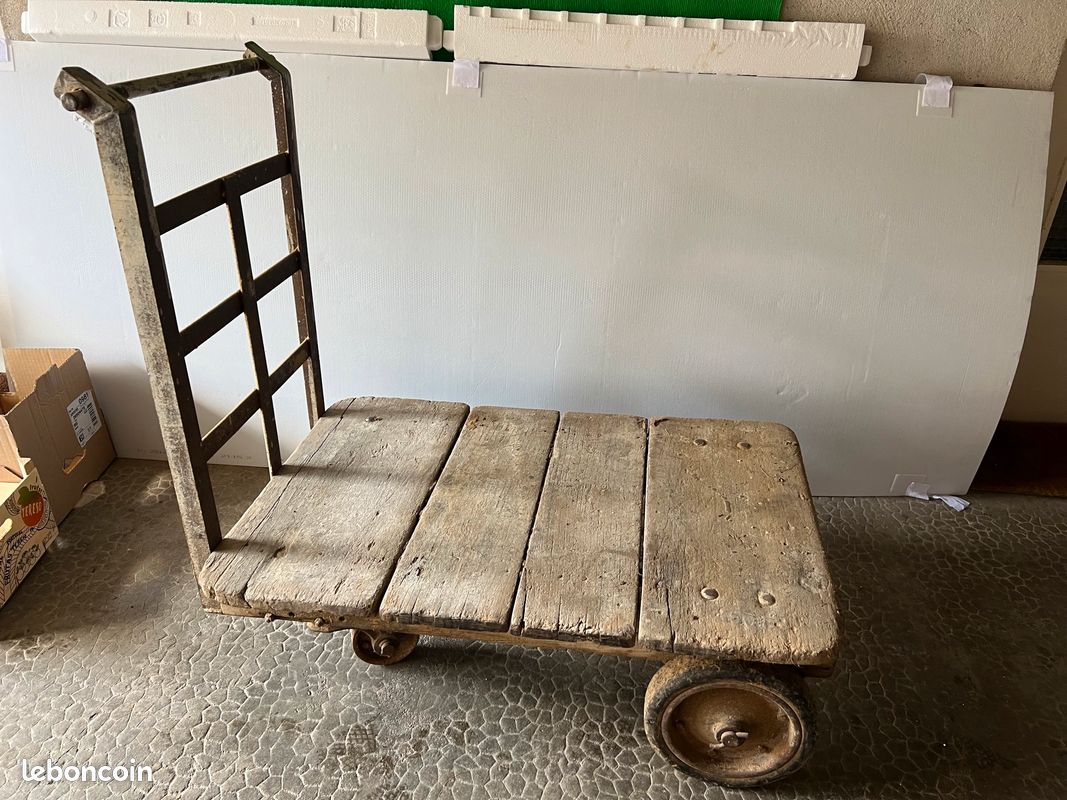 Chariot industriel (image 1)