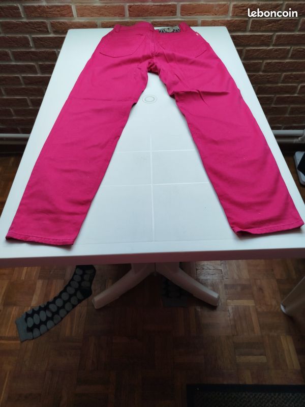 Pantalon jeans cerise marque Joop taille 36 (image 8)