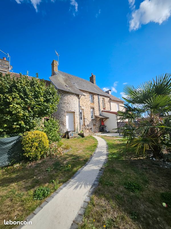 Maison 6 pièces 129 m² · à Rives d'Andaine · 129 m² · 120 000 €