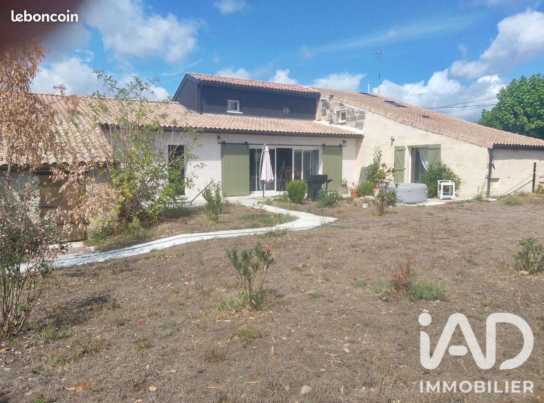 Maison 6 pièces 185 m² · à Coutras · 185 m² · 345 000 €