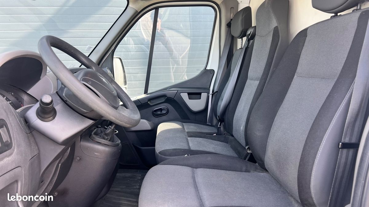 RENAULT MASTER VU FOURGON 2.3 DCI 110 35 L3H2 CONFORt (image 3)