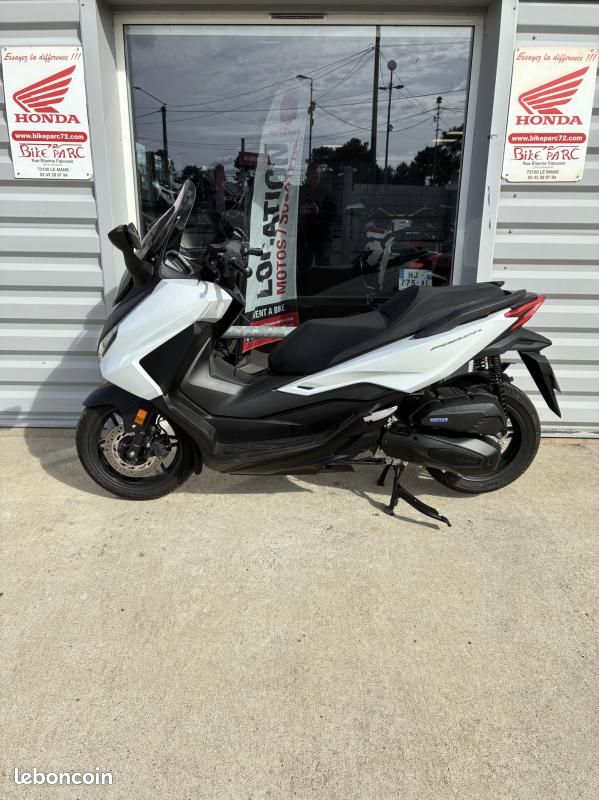 Honda NSS FORZA 125 (image 4)