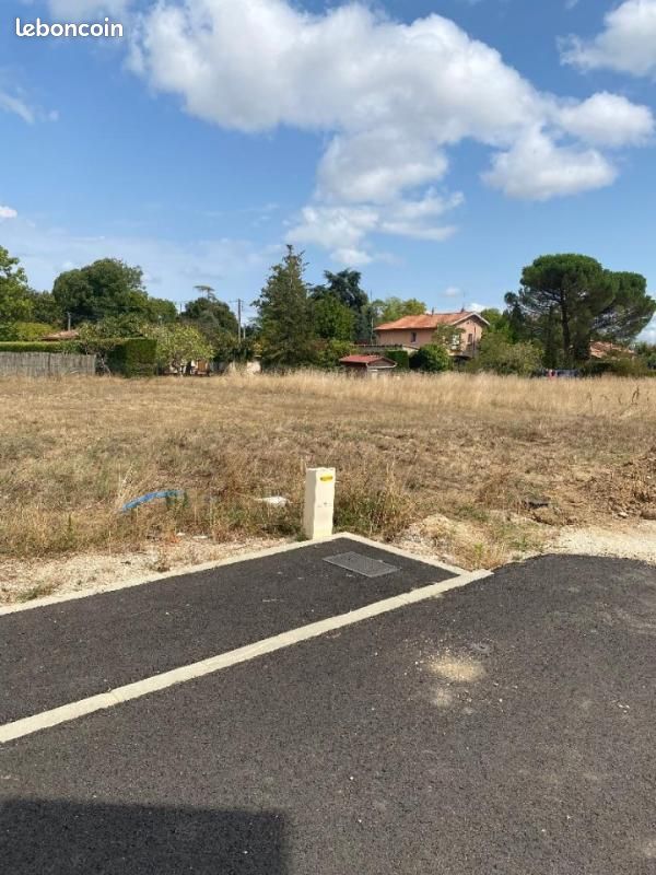 Terrain 632 m² · à Montauban · 63 900 €