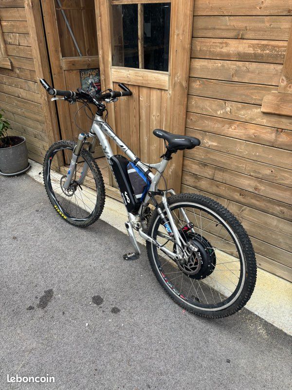 VTT Specialized tout-suspendu électrifié – moteur 1000 W – batterie neuve (image 1)