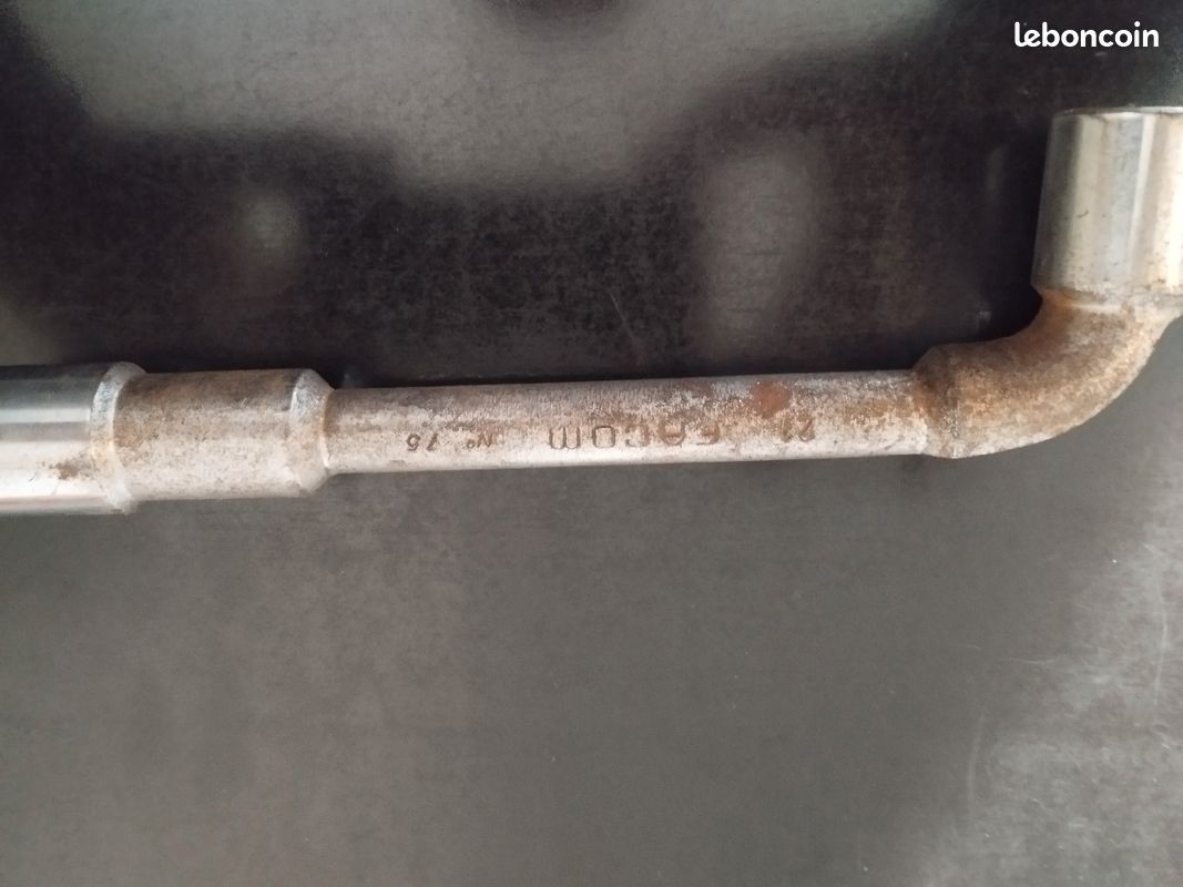Clé a pipe débouché 21mm Facom série 75
21mm
Outillage,Facom, clé plate, clé a pipe (image 1)