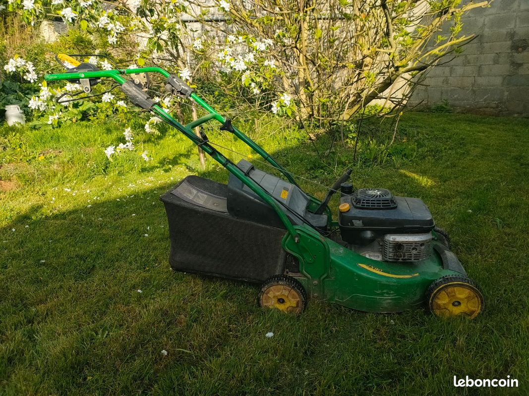 Tondeuse thermique JOHN DEERE (image 2)