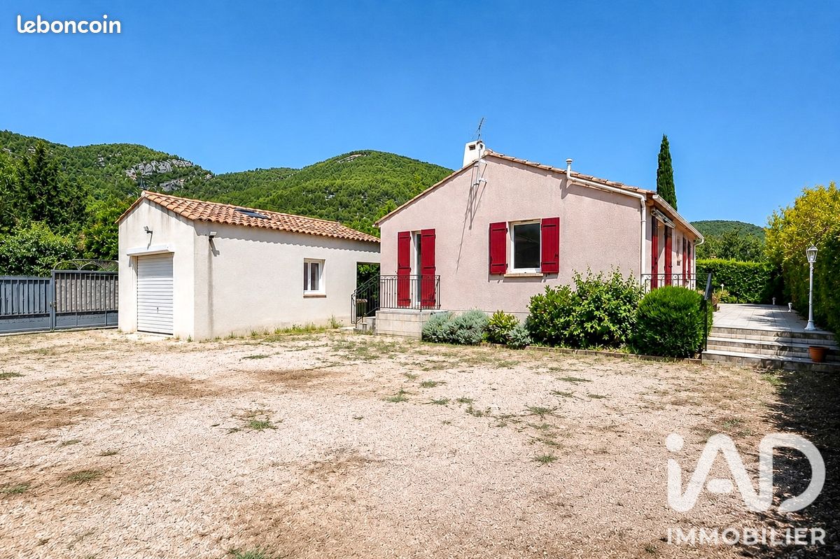 Maison 5 pièces 110 m² · à Cuges-les-Pins · 110 m² · 479 000 €