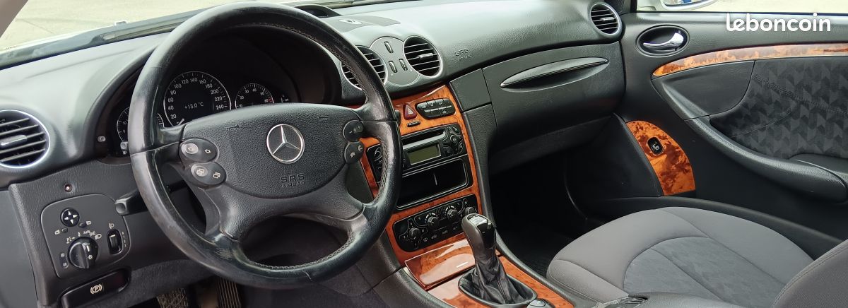 MERCEDES CLK Cabriolet 1.8 Elegance Kompressor 163Ch (image 8)