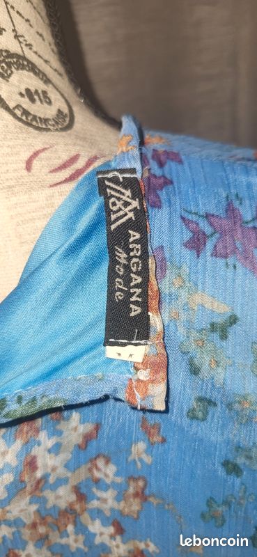 Robe ARGANA Mode – bleue fleurie – manches longues – taille M (image 6)