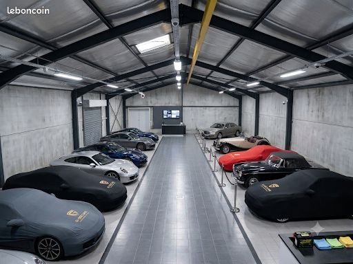 Gardiennage sécurisé en bâtiment fermé et parking extérieur · à Montélier · 170 €
