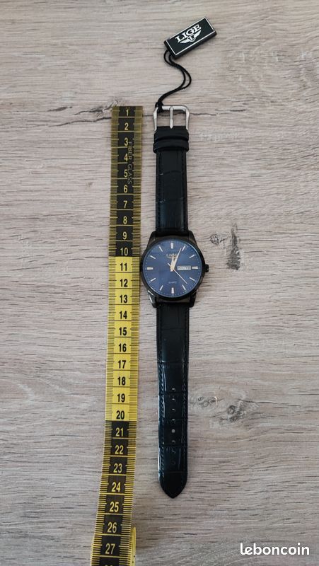 Montre Homme Metro Bracelet Cuir Noir - Occasion à Réviser