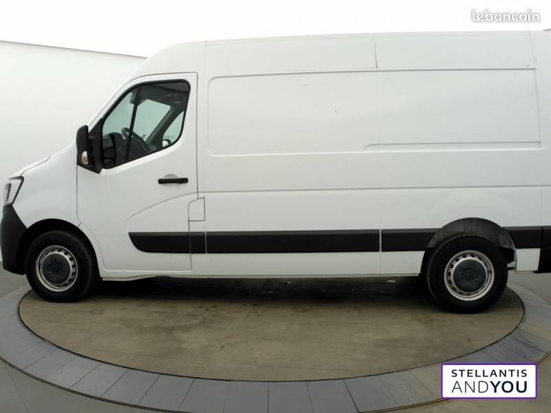 Renault Master FOURGON FGN TRAC F3300 L2H2 BLUE DCI 135 CONFORT (image 2)