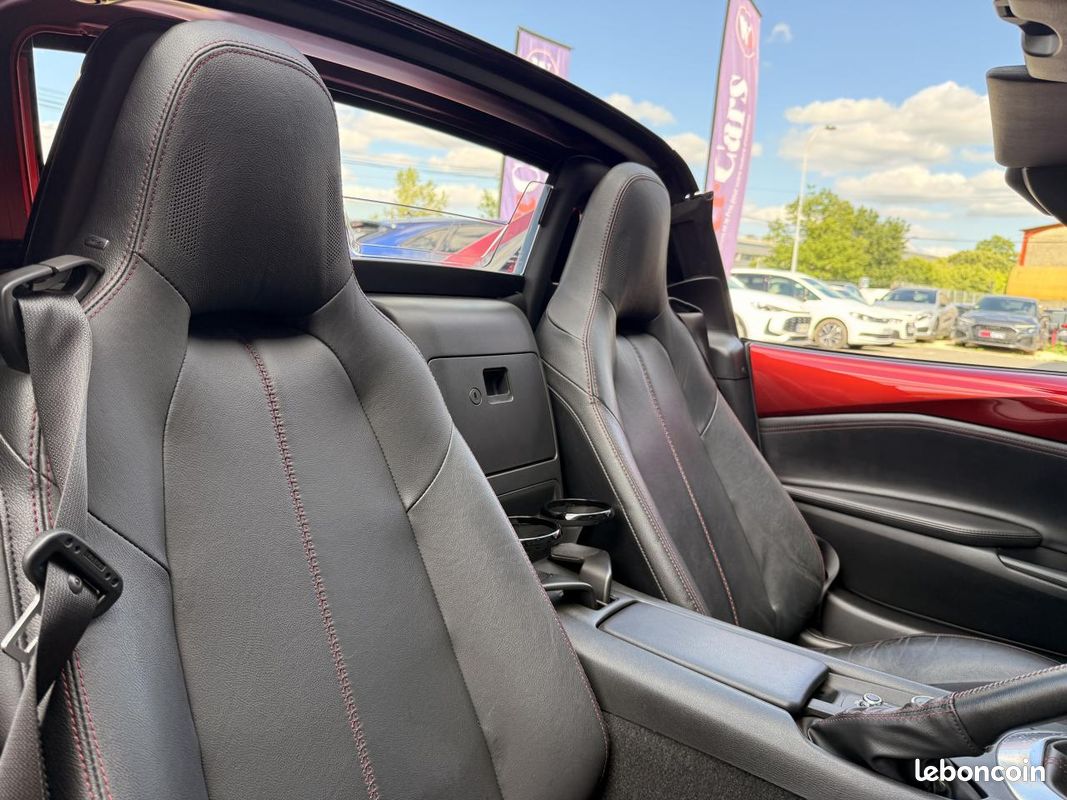 Mazda mx-5 roadster rf 2.0 skyactiv-g 185 selection toit rigide (image 13)
