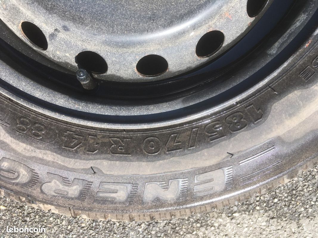 Pneu Michelin 185 70 R14 88T roue compète secours (image 2)