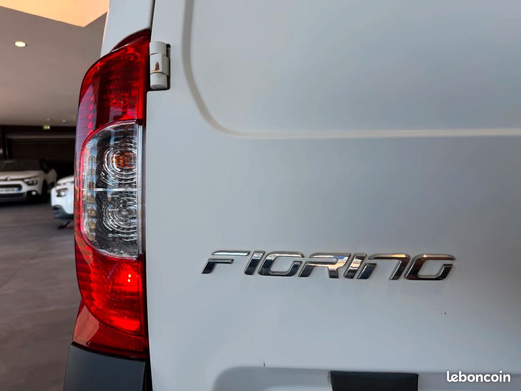 Fiat fiorino tole 1.3 16v multijet 80 class ii pack mp3 clim (image 28)