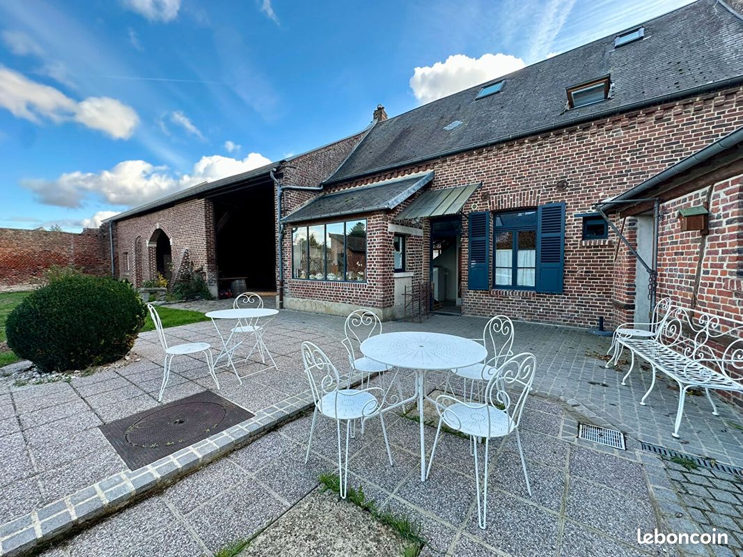 Maison 5 pièces 132 m² · à Esmery-Hallon · 132 m² · 243 800 €
