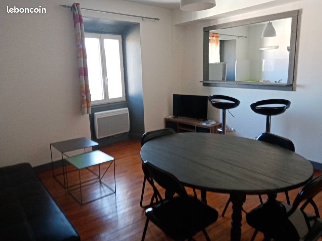 Appartement 2 pièces 54 m² · à Saint-Jean-d'Angély · 54 m² · 550 €/mois