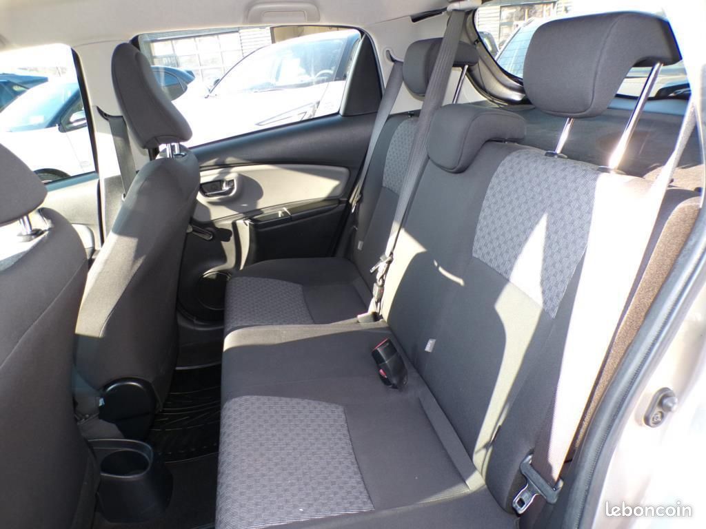 Toyota Yaris 90cv D-4D DYNAMIC (image 11)