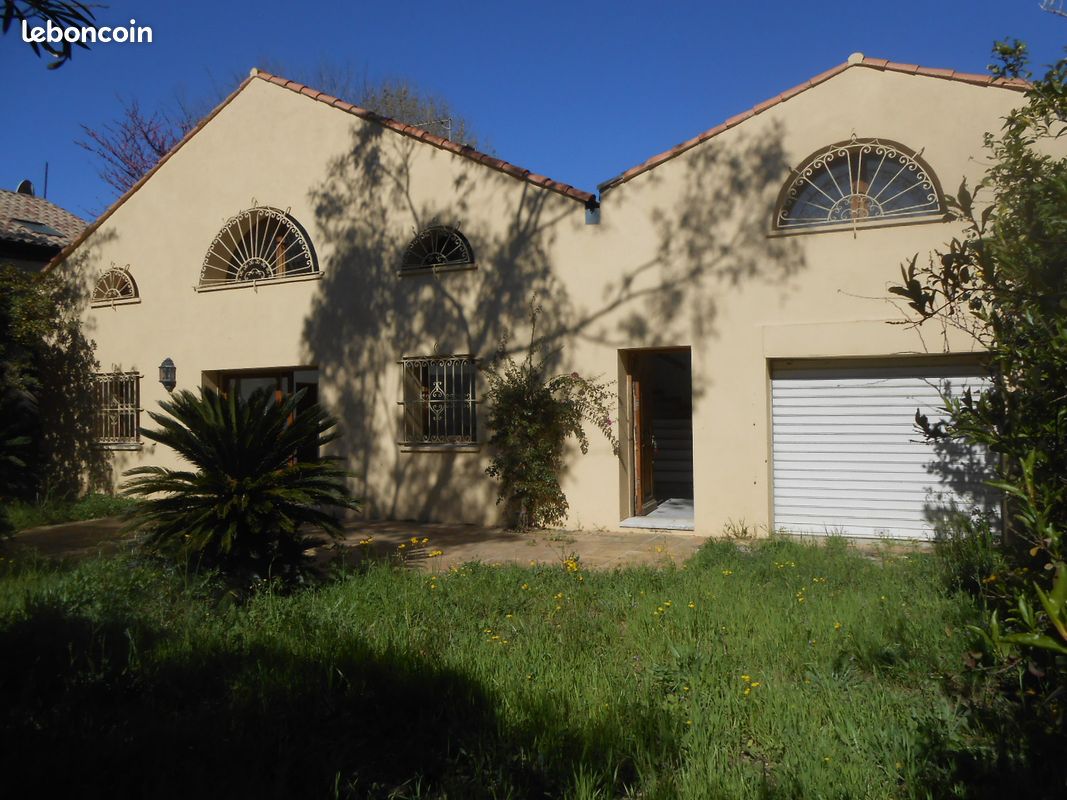 Maison 6 pièces 197 m² · à La Crau · 197 m² · 575 000 €