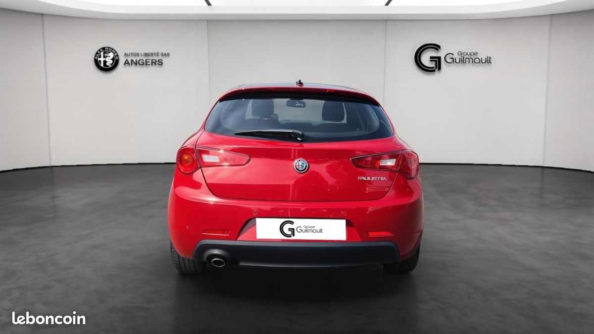 Alfa Romeo Giulietta Série 2 1.6 JTDm 120 ch S&S Super (image 4)