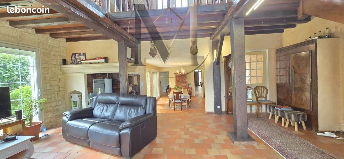 Maison 9 pièces 299 m² · à Morlaàs · 299 m² · 496 000 €