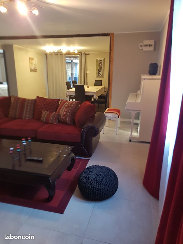 Maison 5 pièce(s) 110 m²à louer Istres