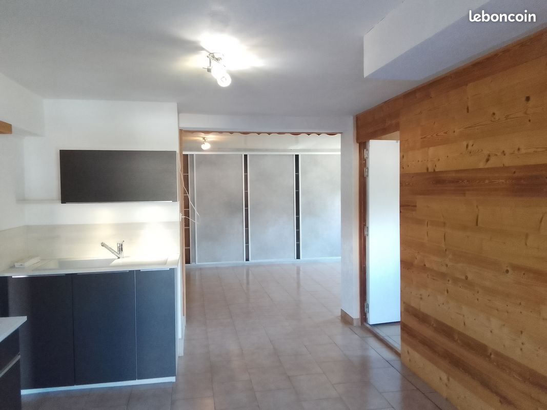 Appartement 2 pièces 68 m² · à Ancelle · 68 m² · 163 000 €