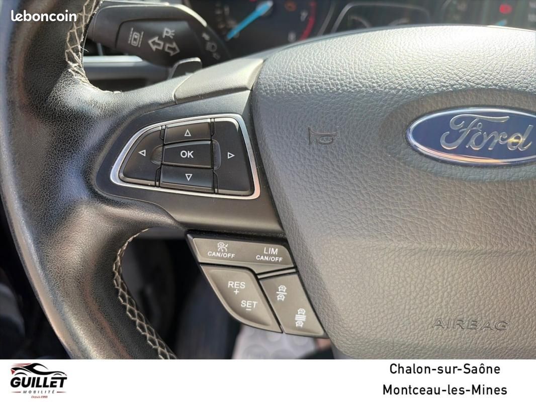 Ford Kuga 1.5 EcoBoost 182 S&S 4x4 BVA6 ST-Line (image 11)