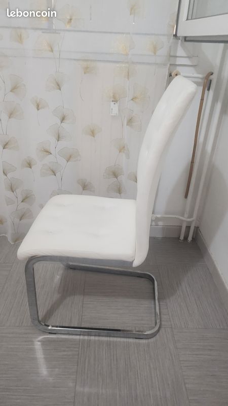 Table et chaise (image 3)